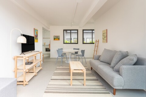 타바스 마그달레나 라우라