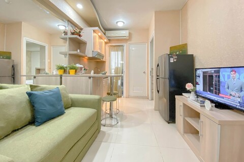 트랜퀼 앤드 홈이 2베드룸 앳 아파트먼트 그린 프라무카 시티