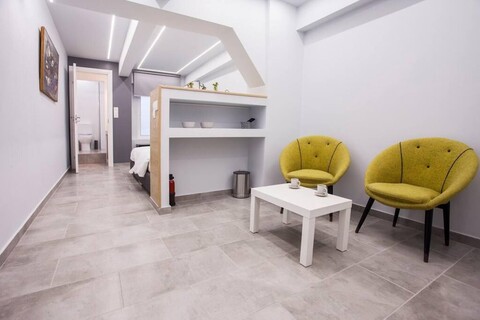 신타그마 광장의 독특한 새로운 현대 아파트