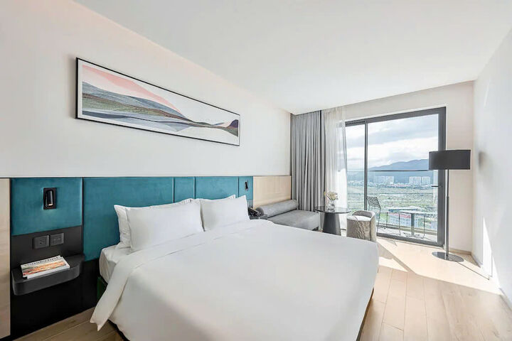 room detail thumbnail 0