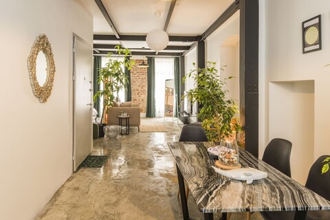 아말리아 플랫 바이 오발