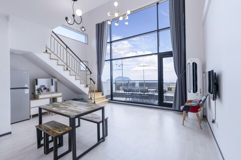 여수 아모르펜션