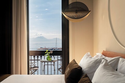 데메트라 럭셔리 스위트