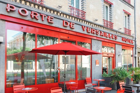 포르테 드 베르사유 호텔