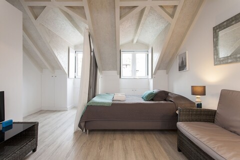 세베라 아파트먼츠