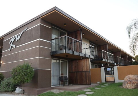 Kellogg West Conference Center and Hotel