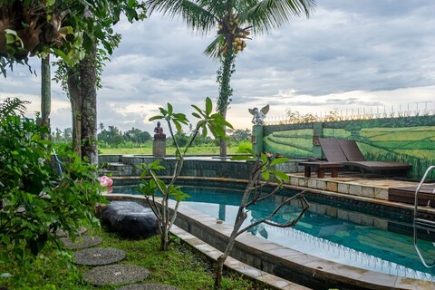 쿠부 사리 우붓