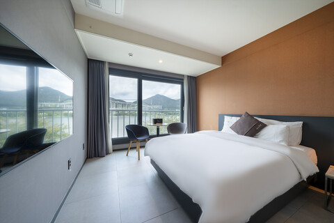 양평 꽃 피던 그해 달빛