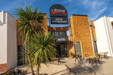 호텔 L'Etoile - 공항 - A61