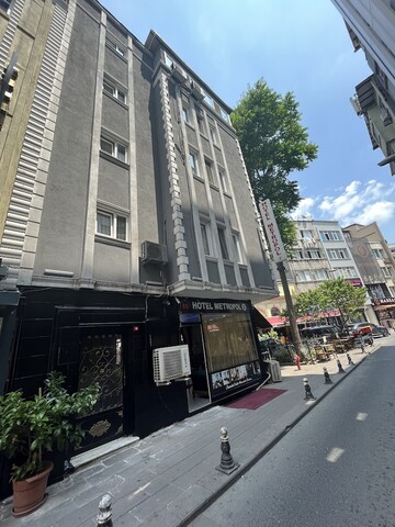 메트로폴 호텔 2