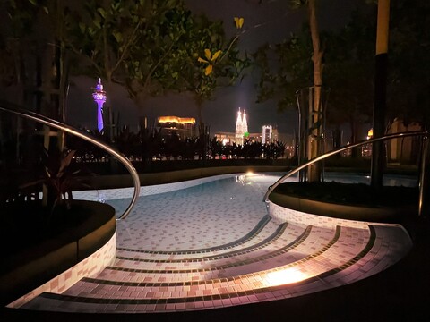 Robertson BY Shahjalal Suites