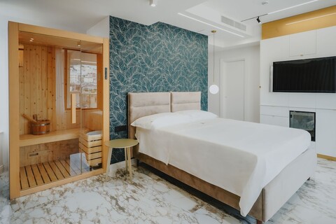 포에티카 부티크 스카이 호텔