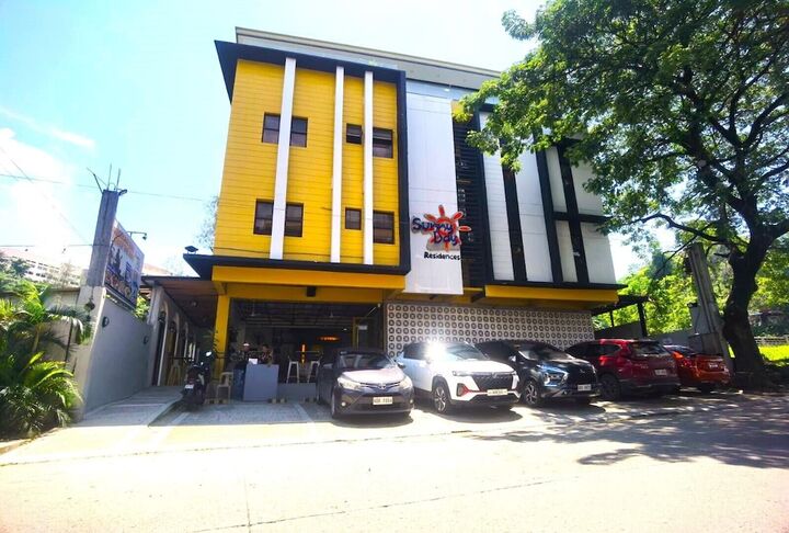 Sunny Day Residences Antipolo-i