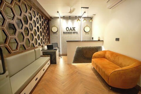 오크 비즈니스 호텔