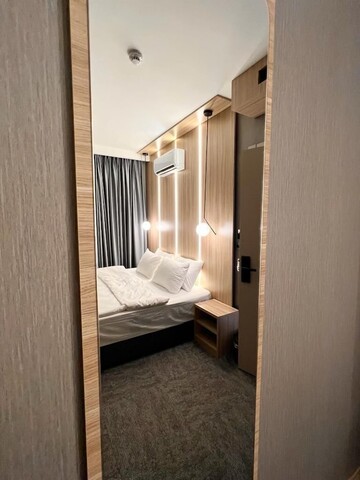 로얄 마스 공항 비즈니스 호텔