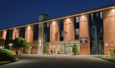 호텔 레 세르바이에