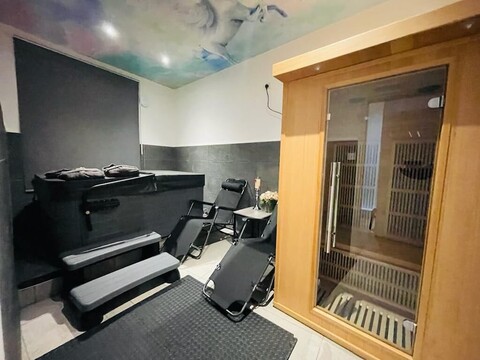 런던 럭셔리 아파트 (자쿠지 핫 터브 & 사우나 포함)