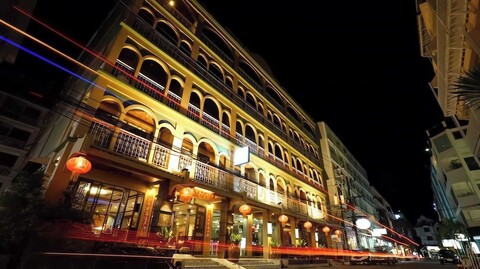 그랜드 오를로브 아파트 호텔