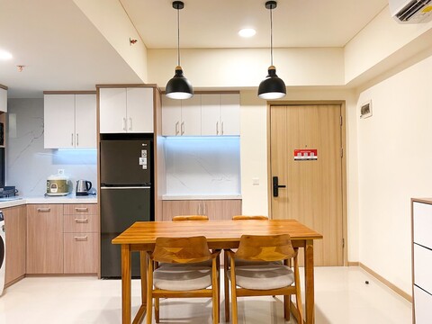 편안한 거주와 편안한 3Br 메이카르타 아파트