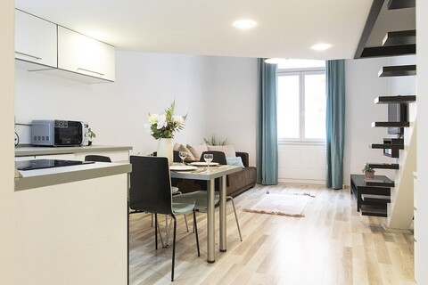 리얼 아파트먼트 세멜바이스 II