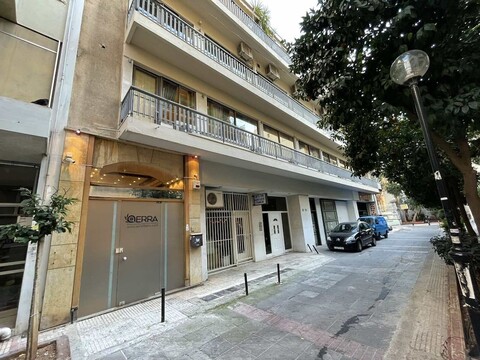 디럭스 아파트 12BD 6BATH