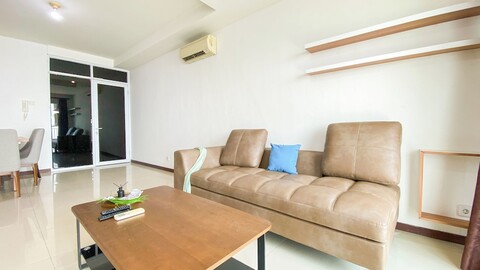 베스트 홈이 앤드 스페이셔스 3베드룸 앳 그린 베이 콘도미니엄 아파트먼트