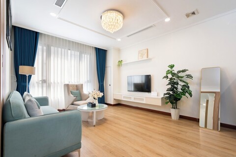 넓은 2BR 랜커스터