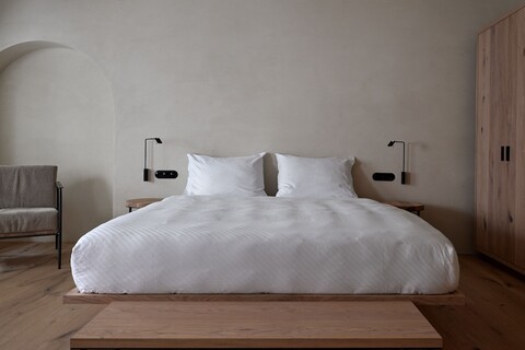 핀크 레스토랑 & 수트