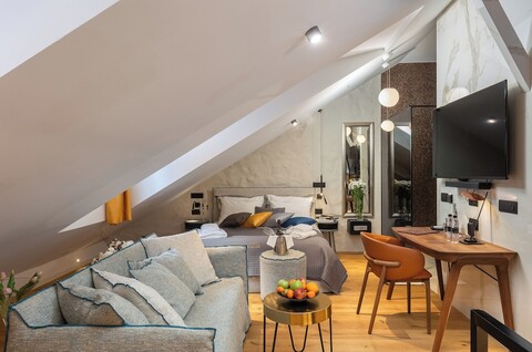 라 비타 에 벨라 VI