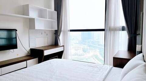 메이 하우징 - 빈홈스 스카이레이크