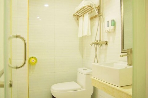 Shiman Art Hotel (Guangzhou Chebei Subway Station)