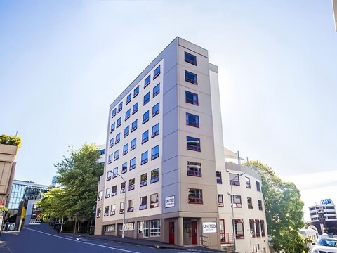 유나이티드 오클랜드