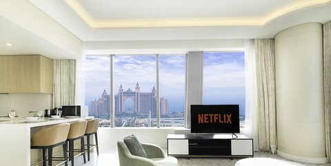 럭스 아이코닉 뷰 앳 더 팜 타워 5