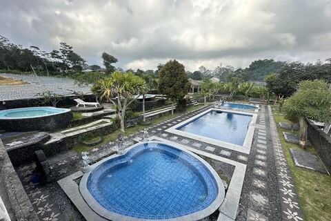 아를리나의 킨타마니 호텔