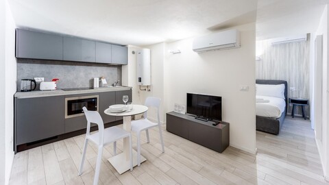 이탈리안웨이 - 비 빌리지 스탠다드 - 03