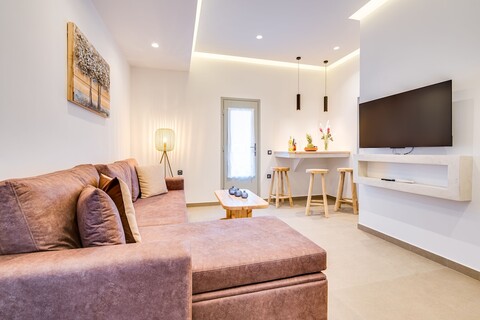 Tiara Suites