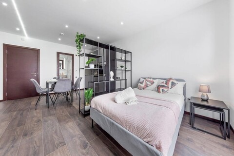 킹스 크로스 스테이션 런던 근처의 고급 스튜디오 플랫