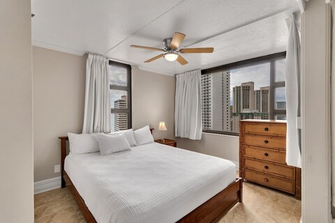 22층 콘도, 멋진 오션 뷰와 무료 주차 포함