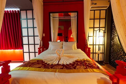 Language Exchange Hotel 3