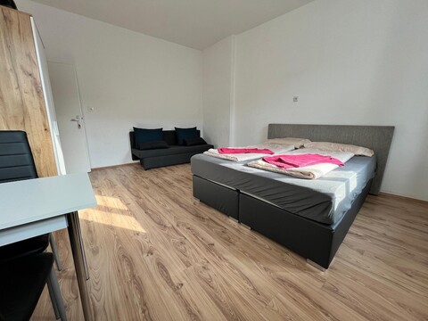 환영하는 4BR 공유 아파트 - 최고의 위치