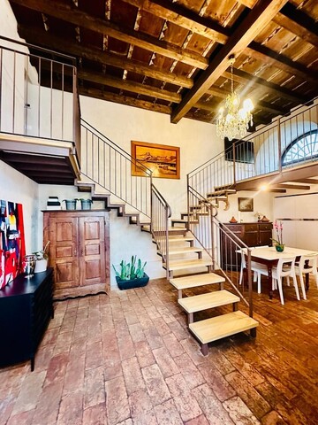 카 '데글리 우베르티 디모라 스토리카