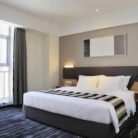 스위톤 바이 팩스턴