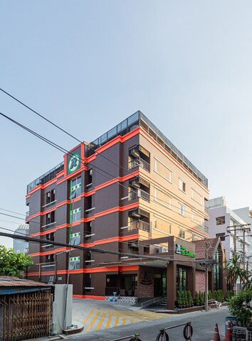 S7VEN 라차다 호텔