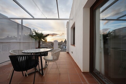 누마 그라나다 베가