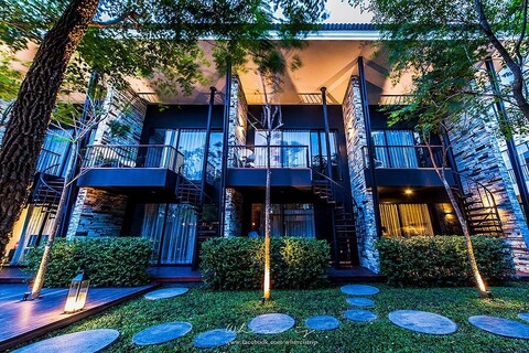 더 블루 스카이 리조트, 후아힌