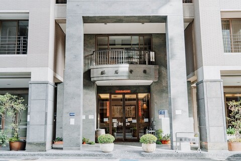 LAR Suite