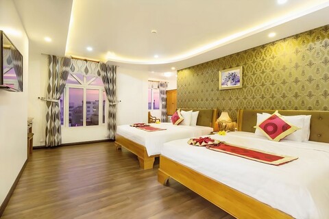 디 에어포트 호텔