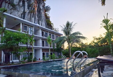 탐 콕 코코넛 가든