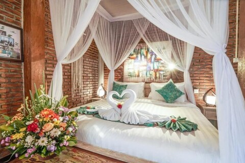 빌라 타만 페소나