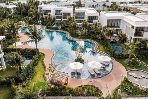 앙사나 호 트람